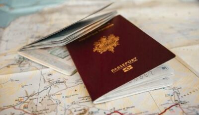 Titres d’identité, passeports, attestations d’accueil : anticipez vos demandes !