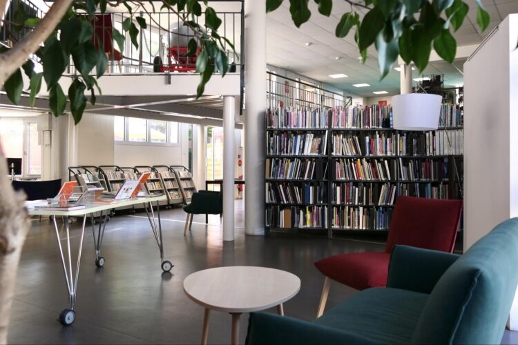 La bibliothèque multimédia Paul-Eluard